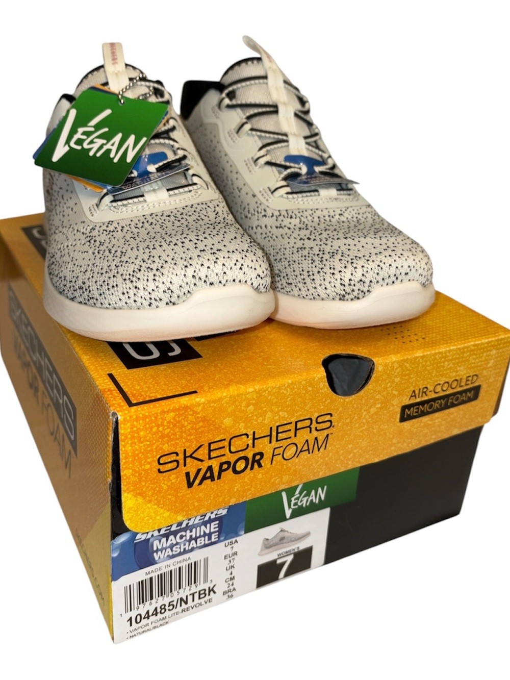 Skechers Vapor Foam Sneakers Vegan air cooled memory foam size 7 new in box
